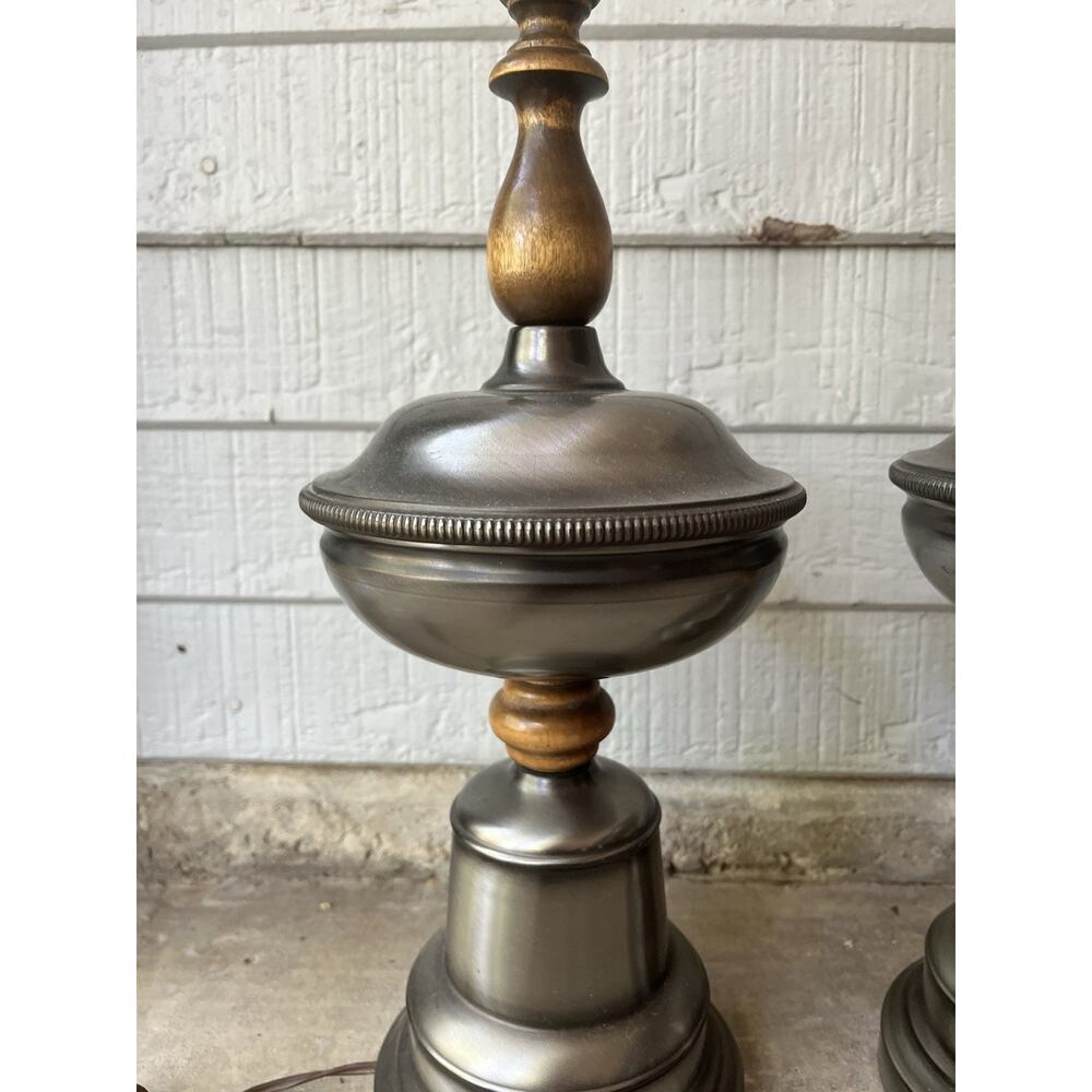 1960s Mid-century Hollywood Regency-Style Wood & Gray Metal Leviton Lamps 29” - Picture 5 of 12